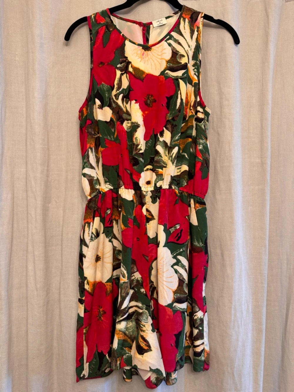 Wilfred Aritzia 100% Silk Tropical Floral Romper - Size M - Excellent Condition
